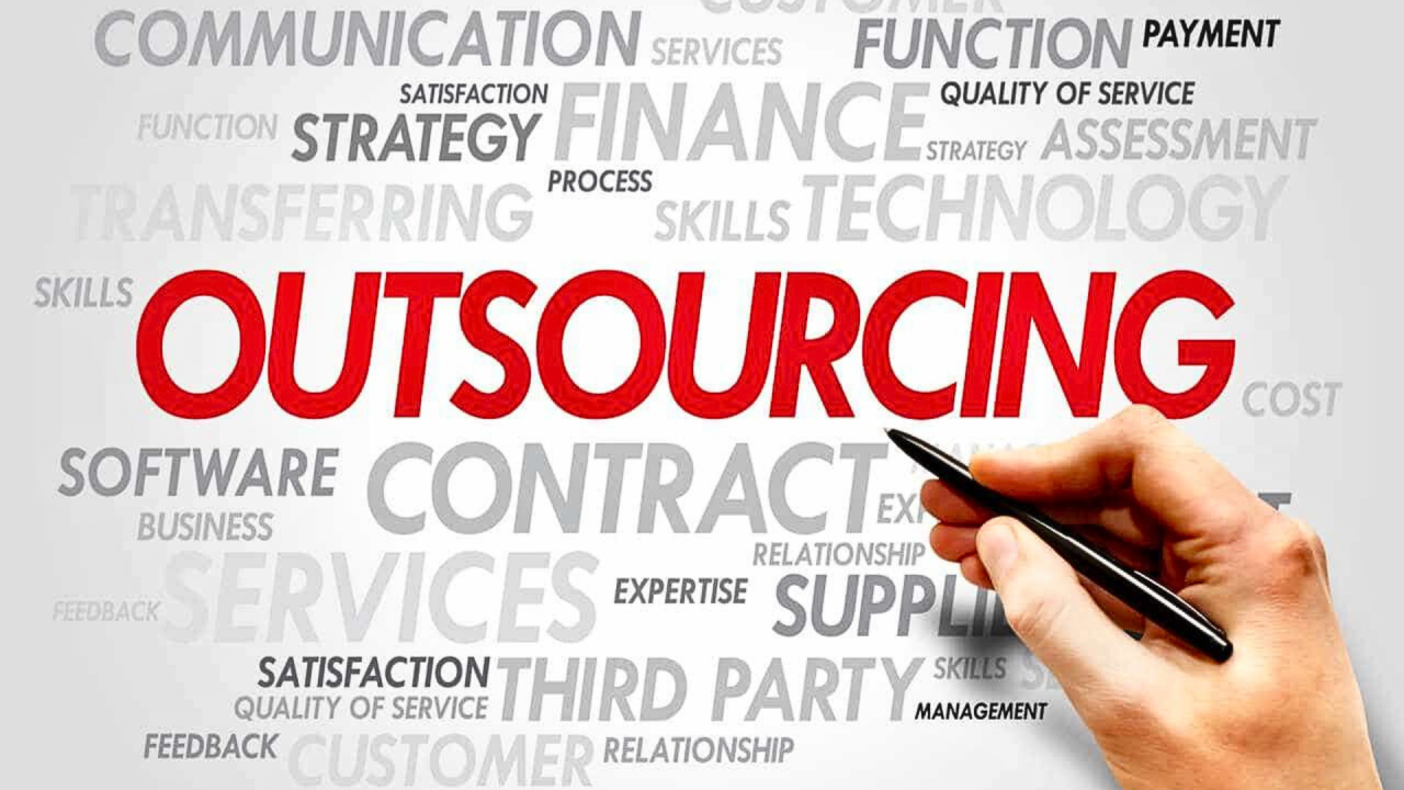 Performance Evaluation Strategy in Outsourcing Services: How to Achieve the Highest Goals